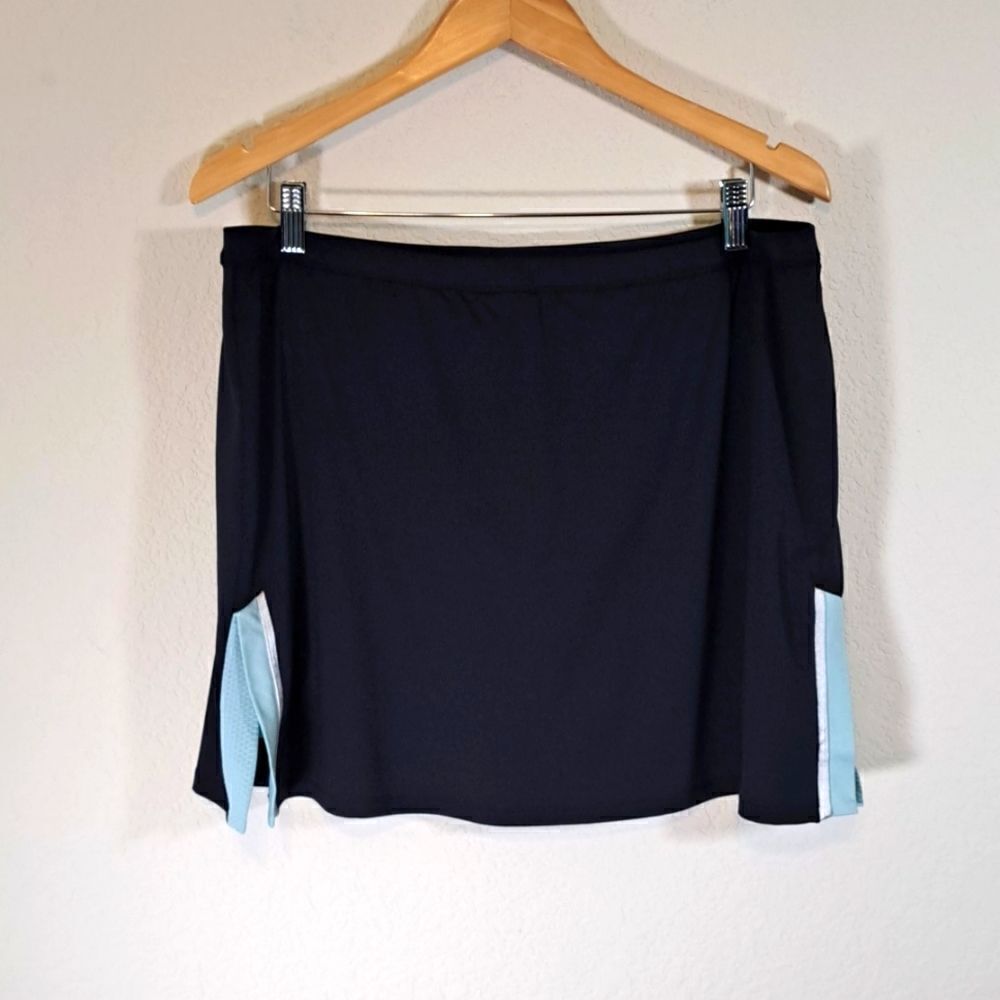 Tail Tech Women’s Skort Size XL Black Blue Trim Tennis Skirt Golf Nike Shorts